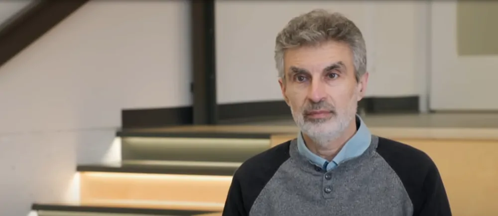 UK: l’esperto Yoshua Bengio a capo del progetto del governo per prevenire catastrofi AI