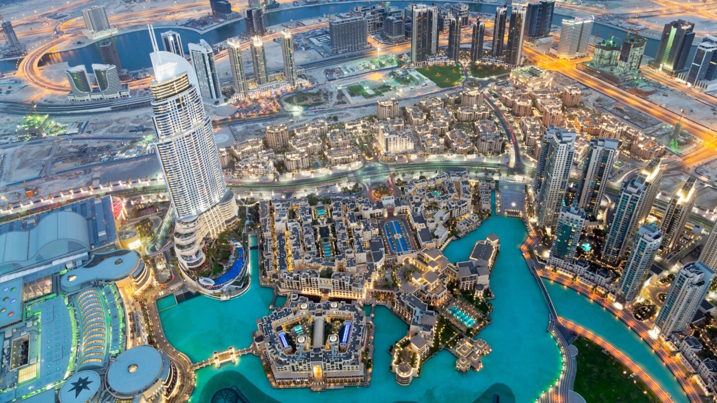 Una delegazione di 50 volti dell’AI degli Emirati Arabi Uniti incontrerà i CEO del tech USA