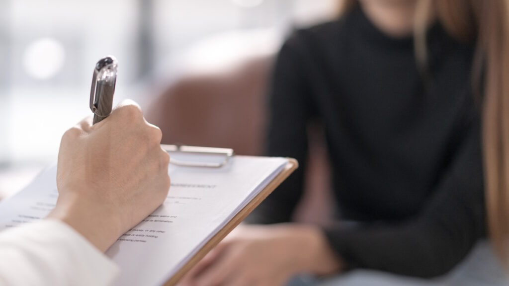 OpenAI ha aggiornato ChatGPT per trattare al meglio la salute mentale degli utenti