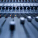 Spotify svilupperà musica prodotta con intelligenza artificiale