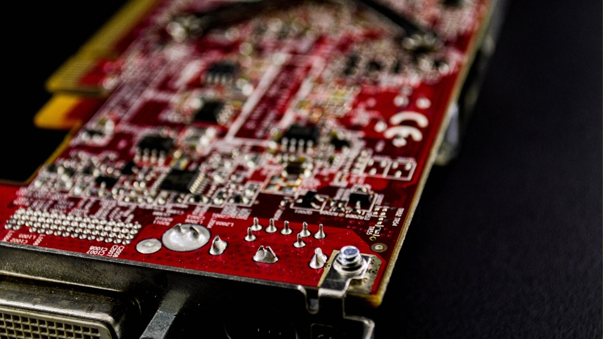 Trump dice no alla distensione sui chip con la Cina: “Il chip più avanzato di Nvidia disponibile solo negli Usa”