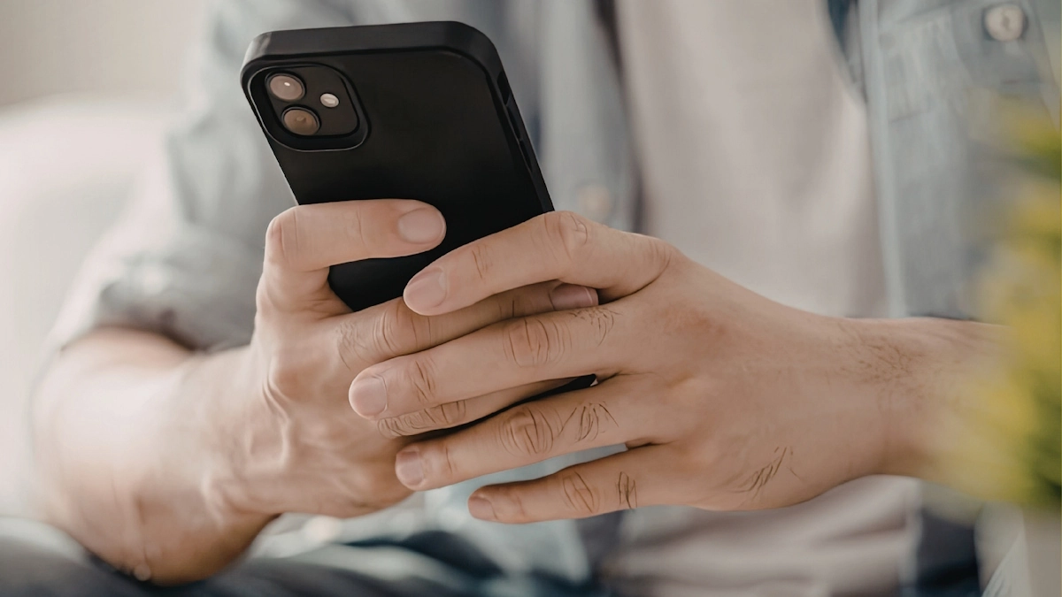 Anthropic introduce Computer Use su Claude Cowork: sarà possibile controllarlo tramite smartphone