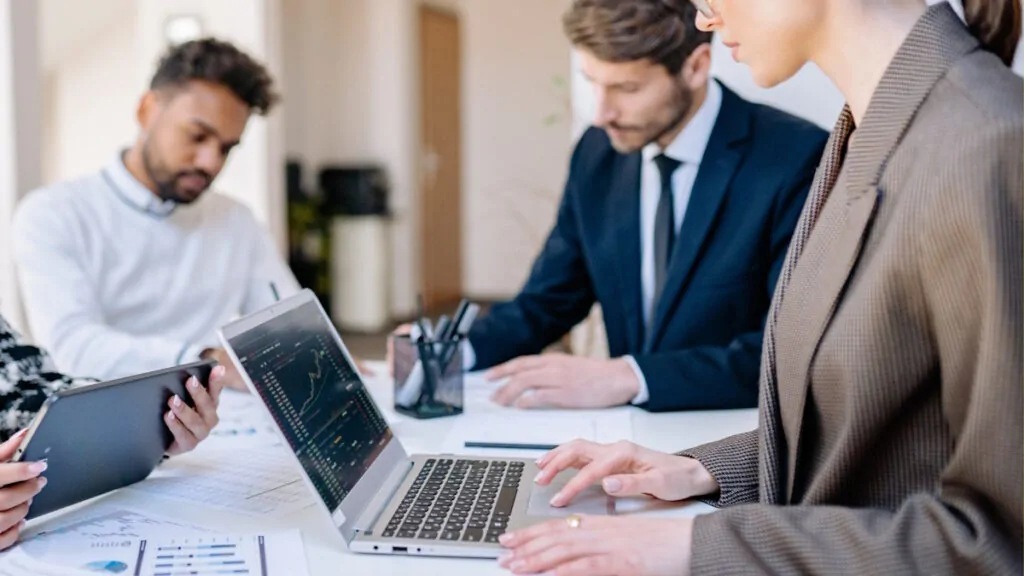 Microsoft sfrutta la tecnologia di Anthropic e lancia Copilot Cowork per le funzioni aziendali