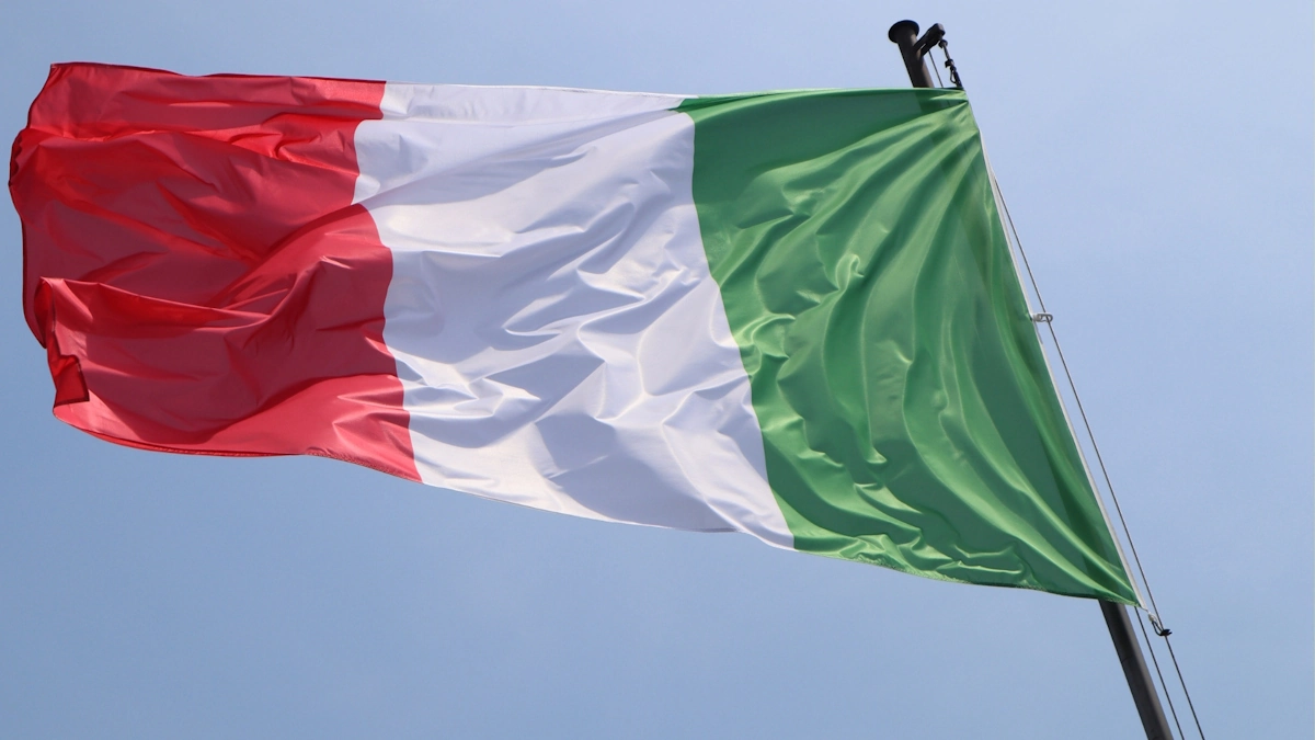 L’Italia è in ritardo nell’adozione dell’AI: pesano la mancanza di formazione e la fuga di cervelli