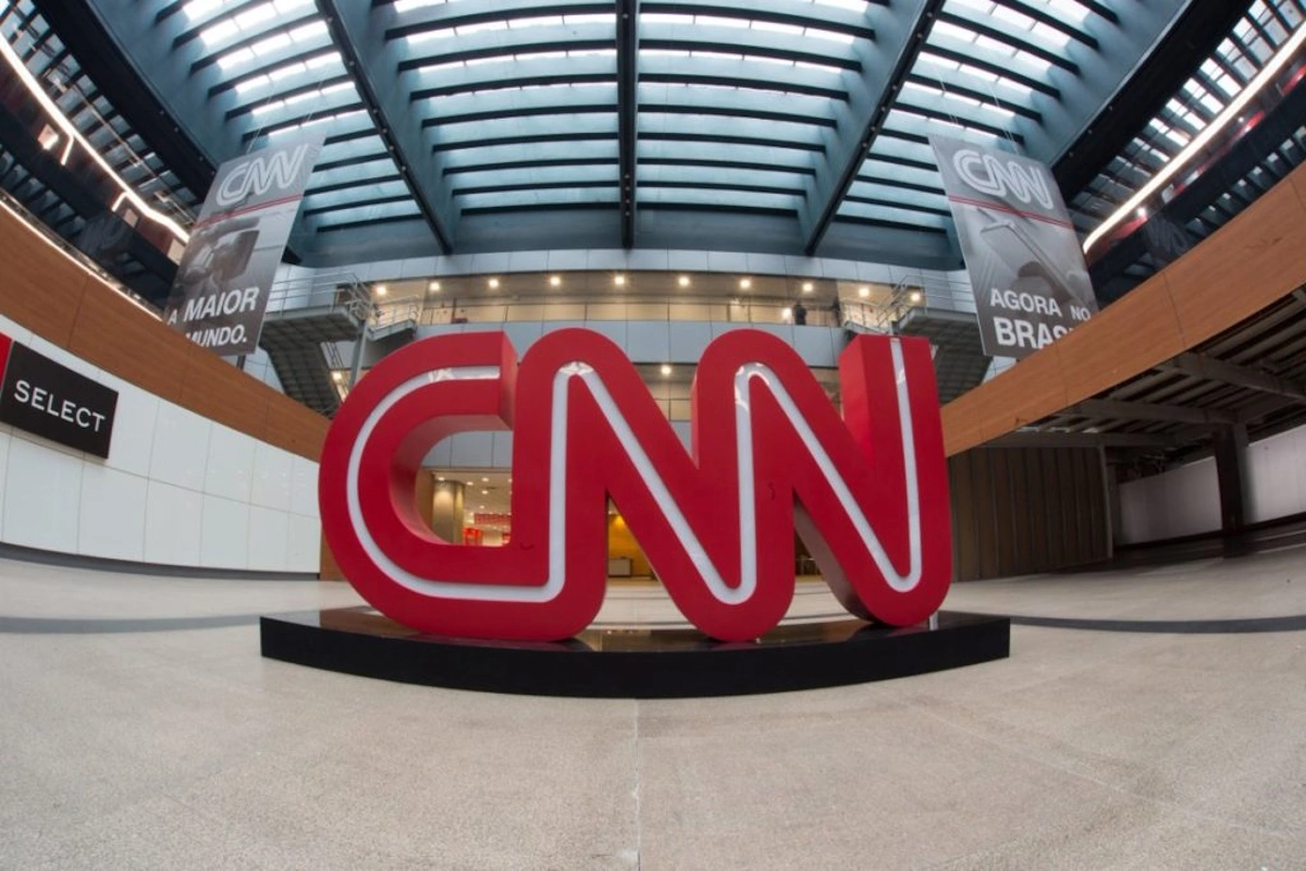 La CNN fa causa a Perplexity per violazione di copyright e distribuzione illegale di materiale protetto