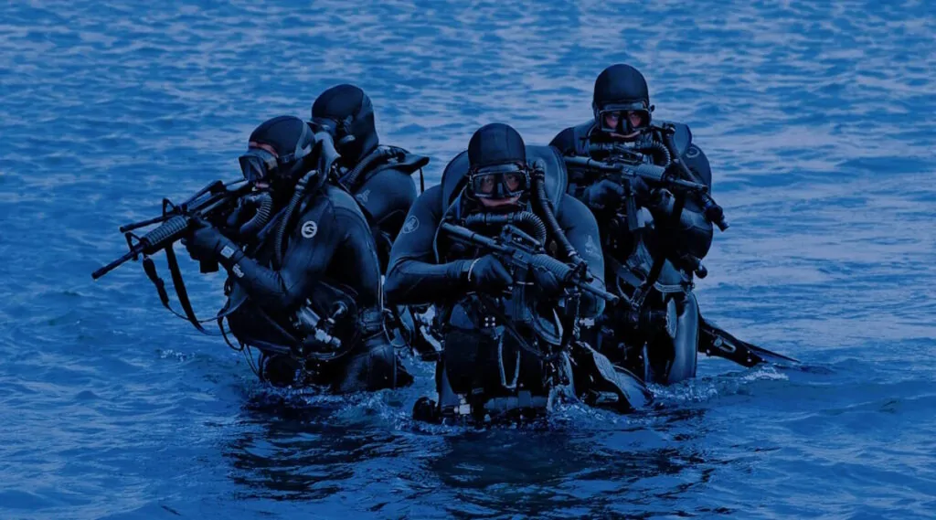 La Marina statunitense userà l’AI nelle operazioni di sminamento dello stretto di Hormuz