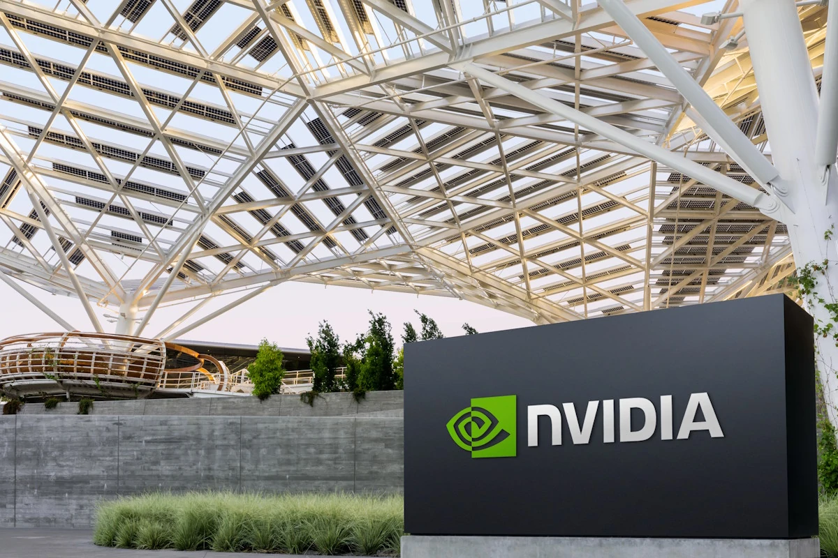 Nvidia investe 2,1 miliardi di dollari in IREN in cambio di servizi cloud