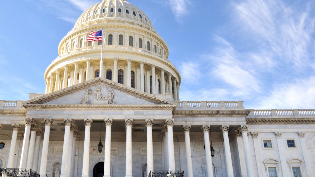 USA, arriva una proposta di legge per obbligare le aziende di AI a segnalare incidenti e pericolosità