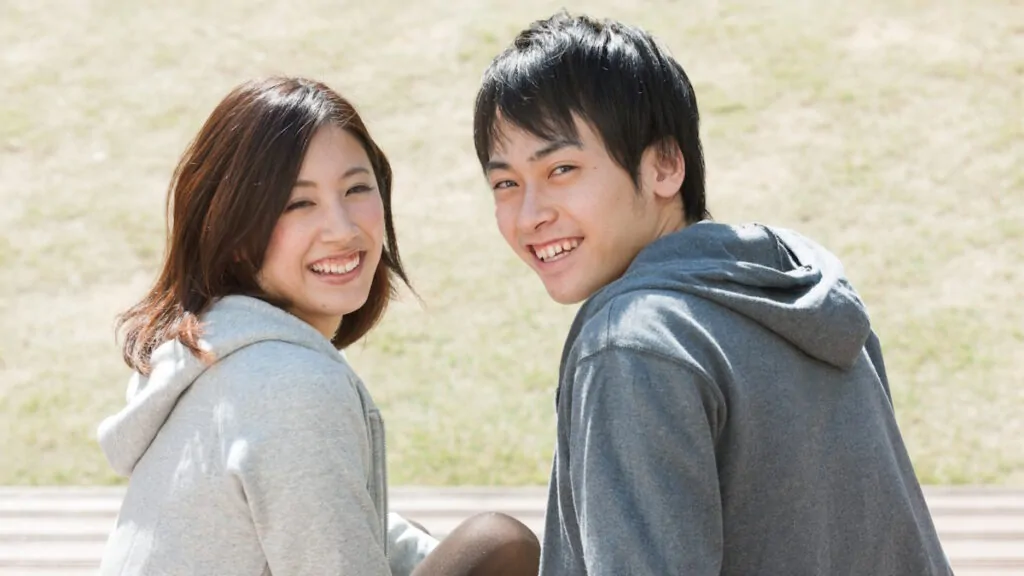 Tokyo Enmusubi, l’app AI giapponese lanciato per unire coppie e contrastare la denatalità