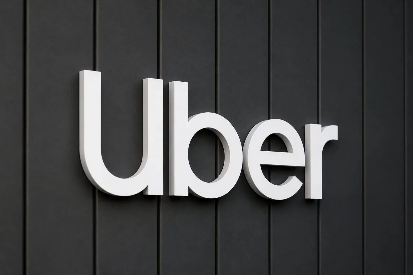Uber taglia il 10% del customer service: colpa dell'AI