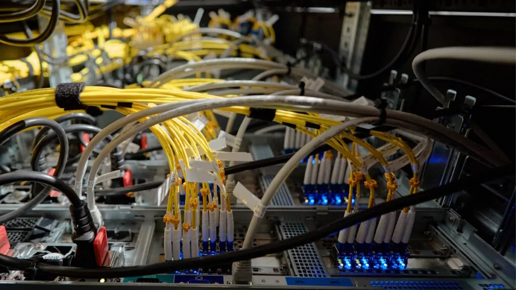 La corsa alle infrastrutture AI sta generando un onere in leasing da più di 1000 miliardi di dollari per le Big Tech