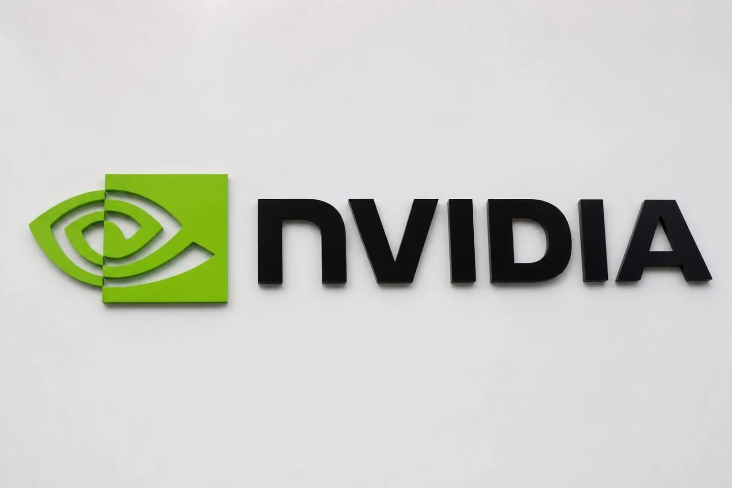 Nvidia acquisisce Hugging Face per 12,9 miliardi di dollari