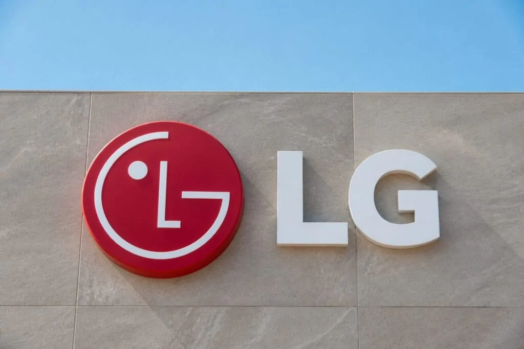 LG e NVIDIA: robot umanoide bipede in arrivo nel 2027