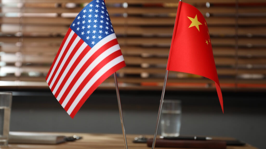 Gli USA hanno proposto alla Cina un sistema di regolari notifiche condivise sulla sicurezza dell’AI