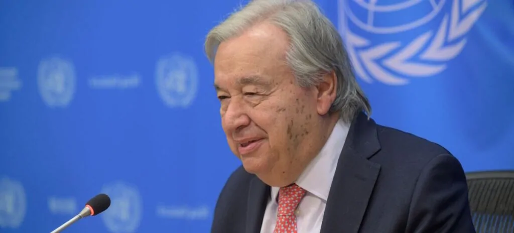 Trump minimizza, Guterres no: il Segretario Generale dell’ONU torna a parlare dei rischi dell’AI
