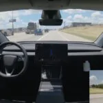 Tesla si assicura una linea di credito da 30 miliardi di dollari per accelerare gli investimenti in AI