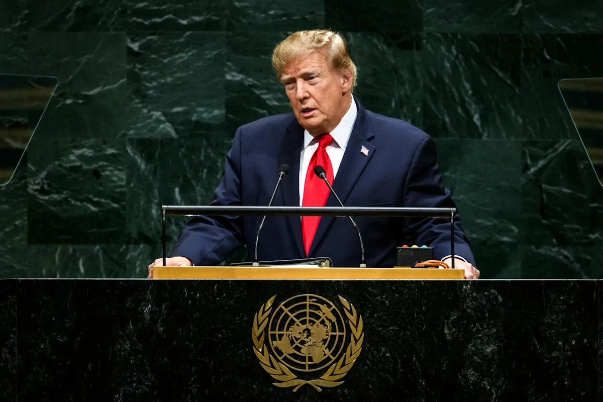 Donald Trump vuole cambiare nome all’AI: da intelligenza artificiale si passerà a “Super Intelligenza”?