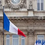 Secondo il governo francese rallentare lo sviluppo dell’AI favorisce i proprietari di tecnologia statunitensi