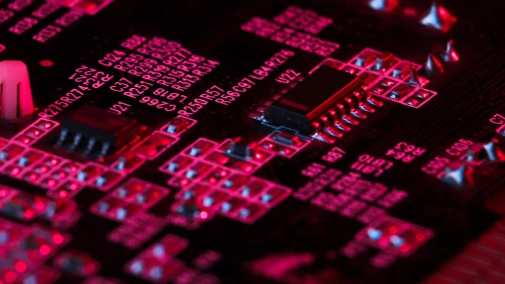 Huawei pronto a lanciare un nuovo chip AI: è definito come la migliore risposta cinese al dominio di Nvidia