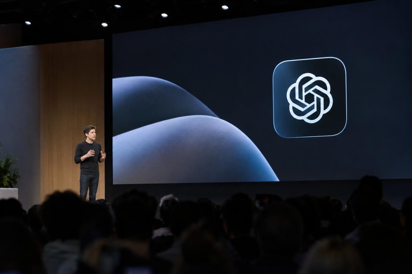 OpenAI lancia ChatGPT Pro 500 a $500 al mese e taglia i limiti del piano da $200