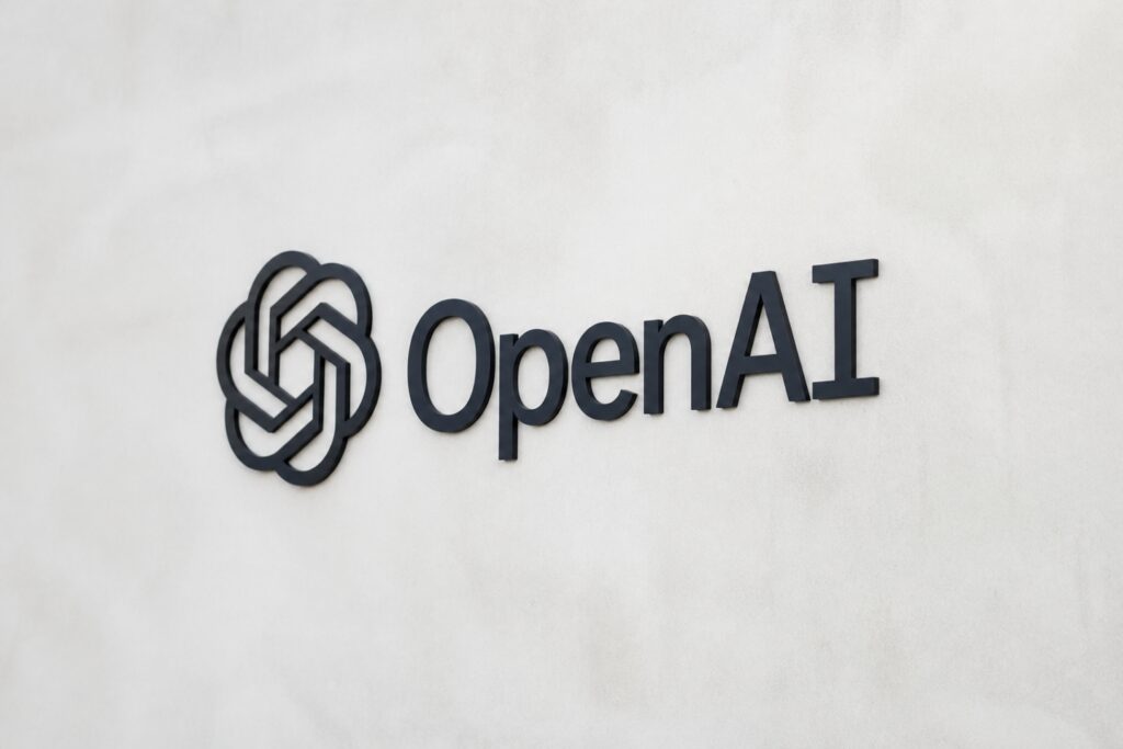 OpenAI lancia GPT-6 Astra e dichiara l’era dell’AGI