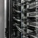 Gli agenti AI consumano fino a 5,9 kWh al giorno per singolo utente