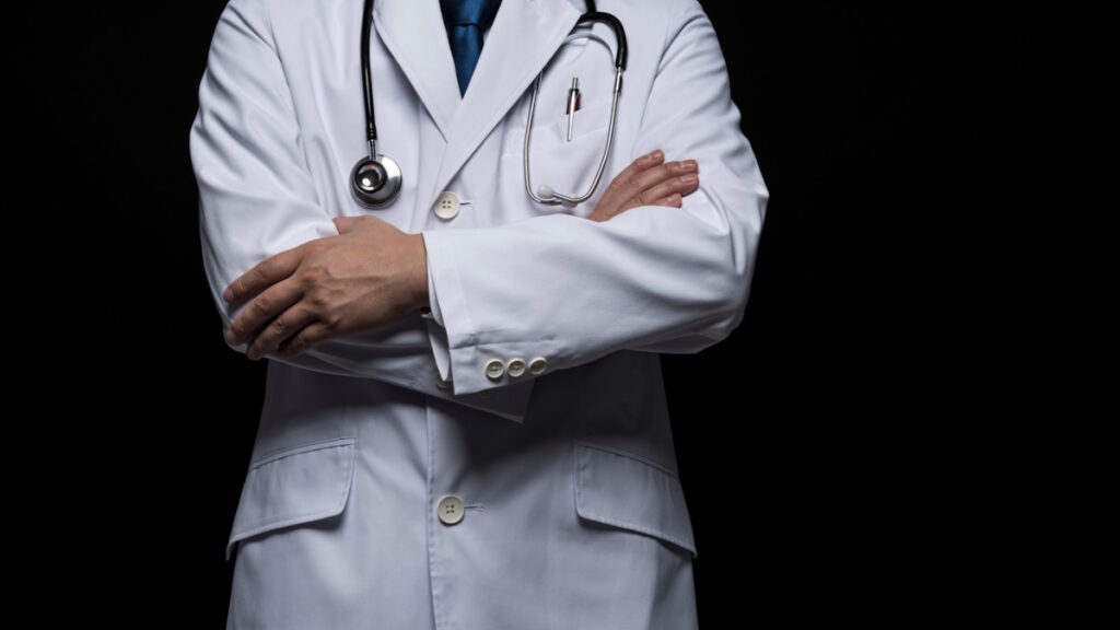 OpenEvidence, l’AI che sta conquistando la maggior parte dei medici negli Stati Uniti