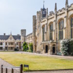 Secondo i servizi segreti britannici la Cina spia la ricerca AI attraverso gruppi di accademici